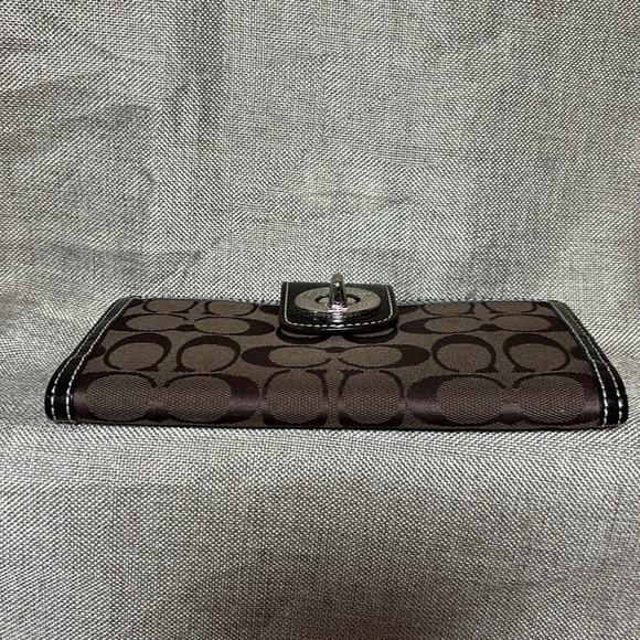 COACH Signature Slim Envelope Credit Card Wallet Chocolate Brown - Picture 3 of 10